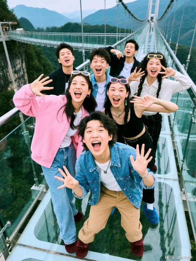 指南：9月自驾自由行全攻略速码！K8凯发集团2025张家界出游(图2)
